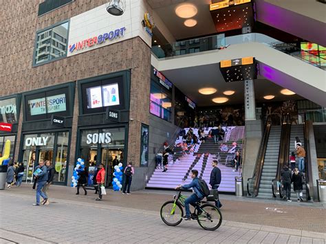 intersport den haag openingstijden